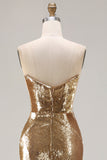 Vestido largo de baile de graduación dorado brillante sin tirantes de sirena con lentejuelas