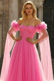 Vestido largo largo de tul plisado en rosa A con línea descubierta y cinta de baile