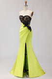 Vestido largo largo de graduación de perna Sirena negra verde con encaje aplicado y abertura