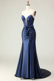 Vestido largo de fiesta con corsé de cuentas sin tirantes y sirena azul marino con lazo