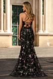 Sirenas negras encaje floral en la espalda Vestido largo de graduación con abertura