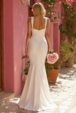 Vestido de novia largo fruncido blanco con cuello en V de sirena