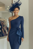 Vestido midi ajustado de un hombro azul marino blanco con fajín