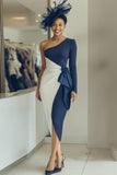 Vestido midi ajustado de un hombro azul marino blanco con fajín