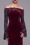 Vestido formal de sirena de terciopelo burdeos de manga larga con encaje