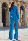 Trajes de mujer azules de 2 piezas con solapa de pico de botonadura simple