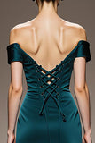 Vestido Formal Largo de Satén con Hombros Descubiertos en Azul Pavo Real