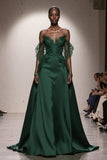 Vestidos de baile militares largos de línea A de color verde oscuro con apliques