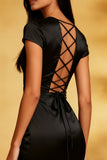 Vestido de cóctel midi sirena negro con mangas cortas