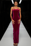 Vestido largo de fiesta de terciopelo Cabernet sin tirantes con lazo