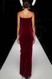 Vestido largo de fiesta de terciopelo Cabernet sin tirantes con lazo