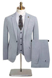 Trajes grises de 3 piezas con solapa con muescas de ajuste ajustado para hombre