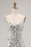 Vestido largo de fiesta de sirena con corsé sin tirantes plateado brillante con abertura