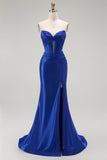 Vestido largo de baile con corsé de cuentas sin tirantes de sirena azul real con abertura