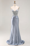 Vestido largo de fiesta con corsé de sirena gris y azul con cuentas y apliques