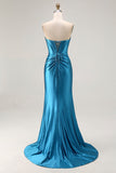Vestido largo de fiesta con cuentas de sirena y corsé fruncido sin tirantes azul real con abertura