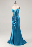 Vestido largo de fiesta con cuentas de sirena y corsé fruncido sin tirantes azul real con abertura