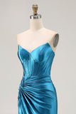 Vestido largo de fiesta con cuentas de sirena y corsé fruncido sin tirantes azul real con abertura
