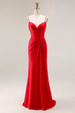 Vestido largo de fiesta de satén fruncido con tirantes de sirena roja