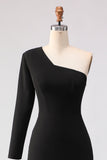 Vestido negro de satín de satín de la madre de la novia con abertura