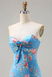 Vestido largo de graduación con volantes y sirena floral azul