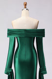 Vestido largo largo de satén de satén y sirena verde oscuro de fin de curso y manga larga
