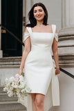 Mini vestido de novia con lazo y tubo de hombros descubiertos blanco