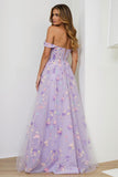 Vestido largo de baile bordado con hombros descubiertos en color lila A Line con abertura