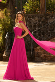 Vestido largo de graduación de tul plisado sin tirantes Fuchsia Línea A con serpentina
