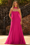 Vestido largo de graduación de tul plisado sin tirantes Fuchsia Línea A con serpentina