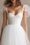 Vestido de recepción de boda de tul con corsé blanco en línea A