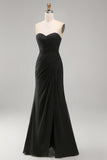 Vestido formal largo de gasa negra con tirantes y funda