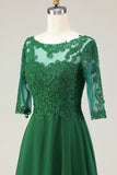 Vestido midi de la madre de la novia con apliques de línea A verde con mangas