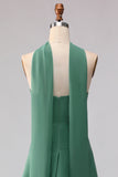 Vestido largo de dama de honor verde con volantes y línea A y bufanda en el cuello