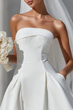 Vestido de novia blanco A Line Strapless Short con bolsillos