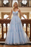 Vestido largo de fiesta con tirantes finos florales azules
