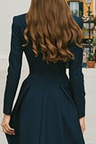 Vestido de trabajo de solapa azul marino de línea A cruzada