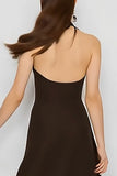 Vestido largo de invitado de boda de café A-Line A-Line Halter de satén abierto