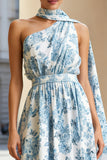Blanco Azul Flor Línea A Vestido Convertible con estampado de un hombro y serpentina