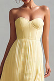 Corsé plisado sin tirantes Daffodil Vestido formal largo
