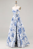 Corsé azul floral sin tirantes de línea A, cordón por la espalda y vestido largo de graduación con abertura