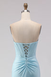 Corsé de sirena azul cielo con cuentas y tirantes, vestido largo de graduación con abertura