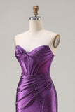 Corsé sin tirantes de sirena morado morado oscuro con cuentas y vestido largo de baile con abertura