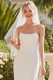 Vestido de novia sin tirantes de satén blanco con cremallera trasera