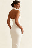 Vestido blanco sencillo con funda halter