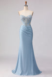 Vestido largo largo de graduación de fin de curso sirena sin tirantes azul cielo con cuentas y lentejuelas