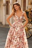 Corsé rosa con estampado floral y largo vestido de baile