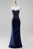 Vestido largo sin tirantes de sirena azul marino con lentejuelas