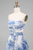 Vestido Midi fruncido sin tirantes de flor blanca azul