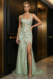 Vestido de noche de sirena con corsé de bordado verde y abertura